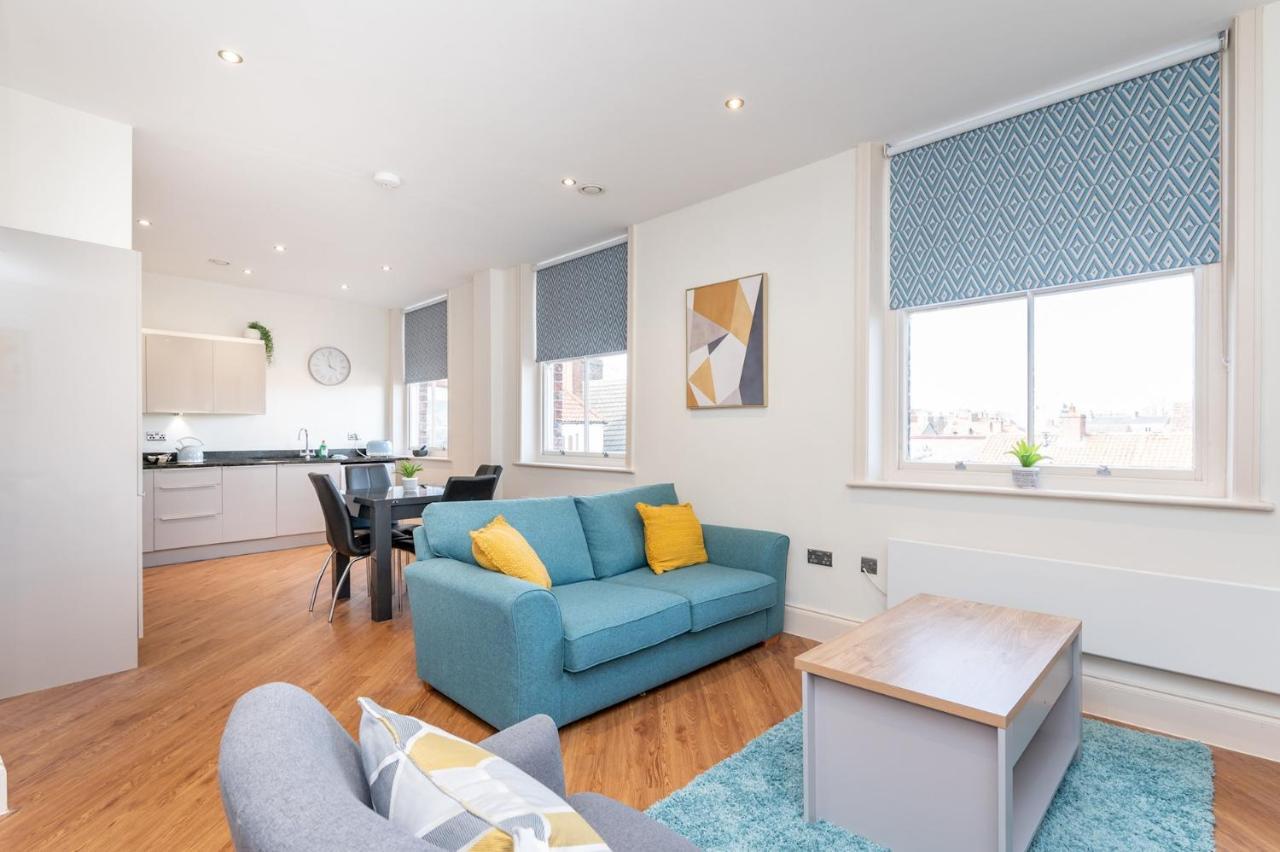 Apartemen Pass The Keys Hunter House - Spacious & Modern Duplex With Private Parking *