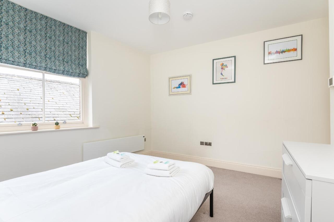 Pass The Keys Hunter House - Spacious & Modern Duplex With Private Parking Apartemen York