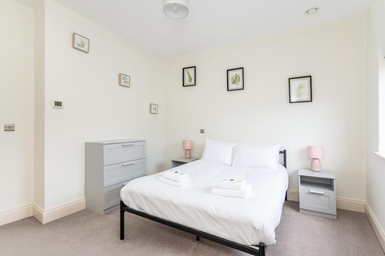 Apartemen Pass The Keys Hunter House - Spacious & Modern Duplex With Private Parking York